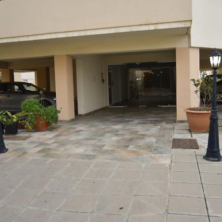 לרנקה Elysso Apartments מראה חיצוני תמונה