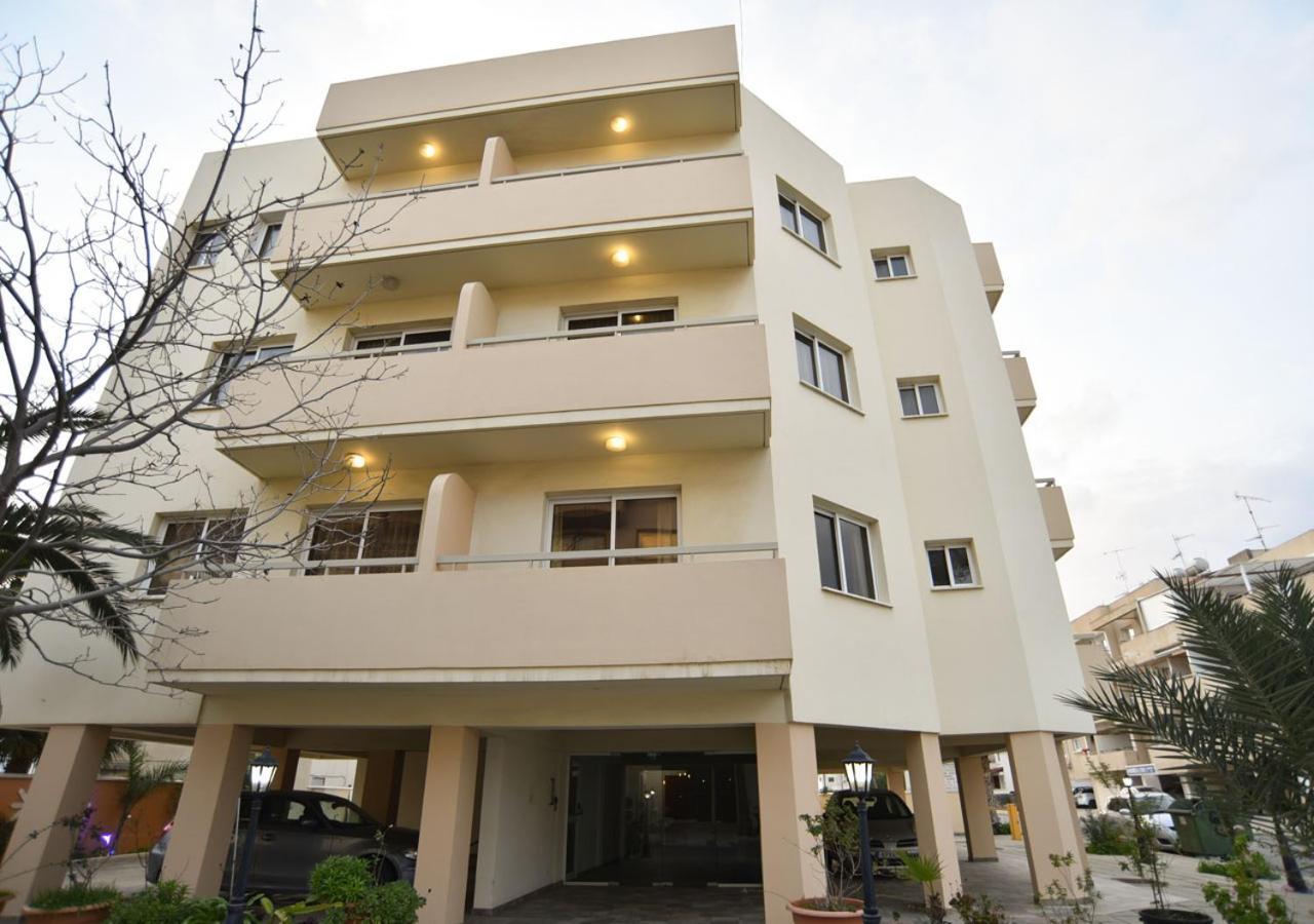 לרנקה Elysso Apartments מראה חיצוני תמונה